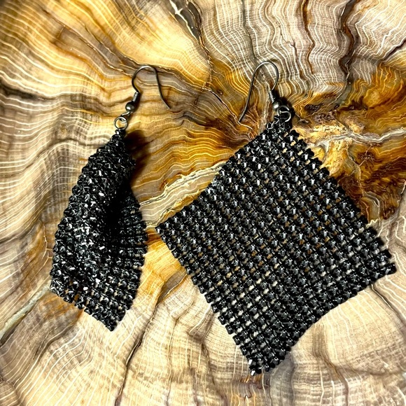 Beaded Silver Mesh Swing Dangle Earrings - Picture 2 of 3